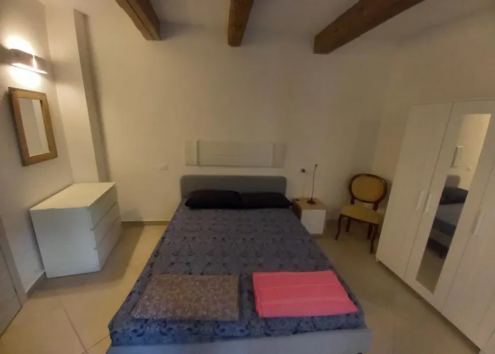 Console Camprini - Solo Locazioni Oltre 29 Giorni Appartement Faenza