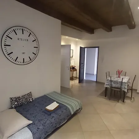 Console Camprini - Solo Locazioni Oltre 29 Giorni