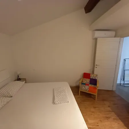 Console Camprini - Solo Locazioni Oltre 29 Giorni *