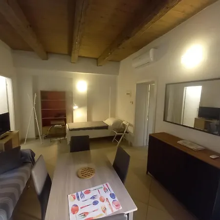 Console Camprini - Solo Locazioni Oltre 29 Giorni Διαμέρισμα *