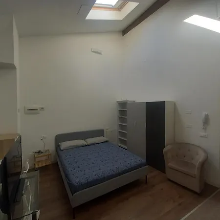 Console Camprini - Solo Locazioni Oltre 29 Giorni *