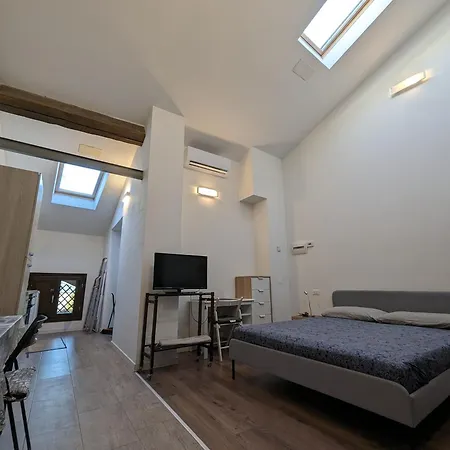 Console Camprini - Solo Locazioni Oltre 29 Giorni