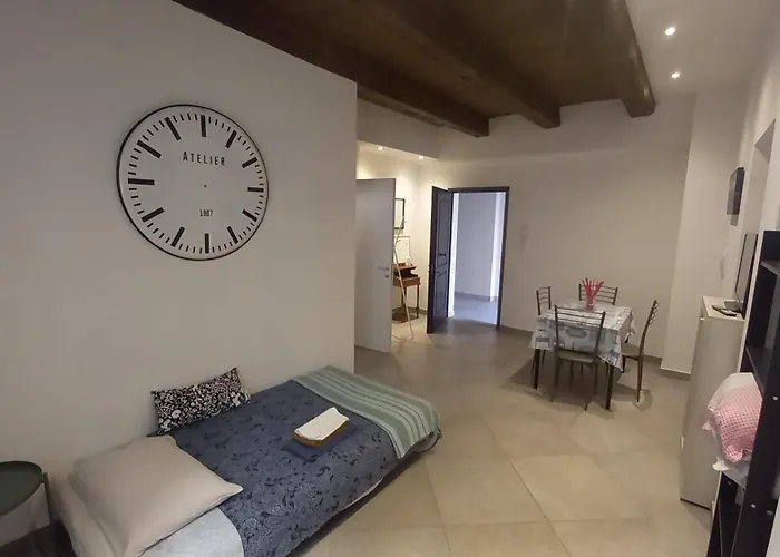 Console Camprini - Solo Locazioni Oltre 29 Giorni